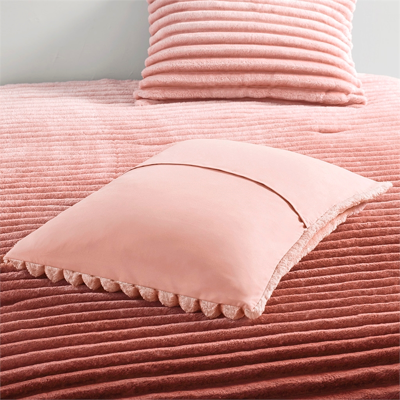 Olliix Intelligent Design Full/Queen Microfiber Comforter Set in Blush Ombre