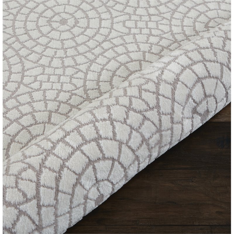 Nourison Urban Chic 7'10