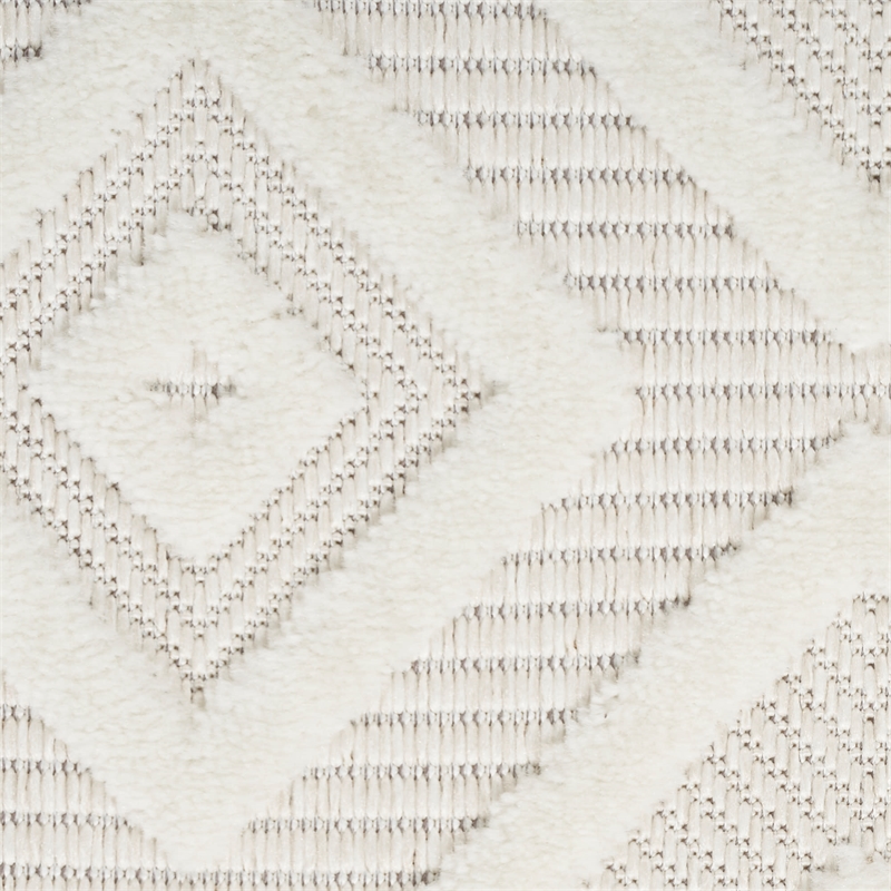 Nourison Versatile 6' x 9' Indoor/Outdoor Rug in Ivory/White
