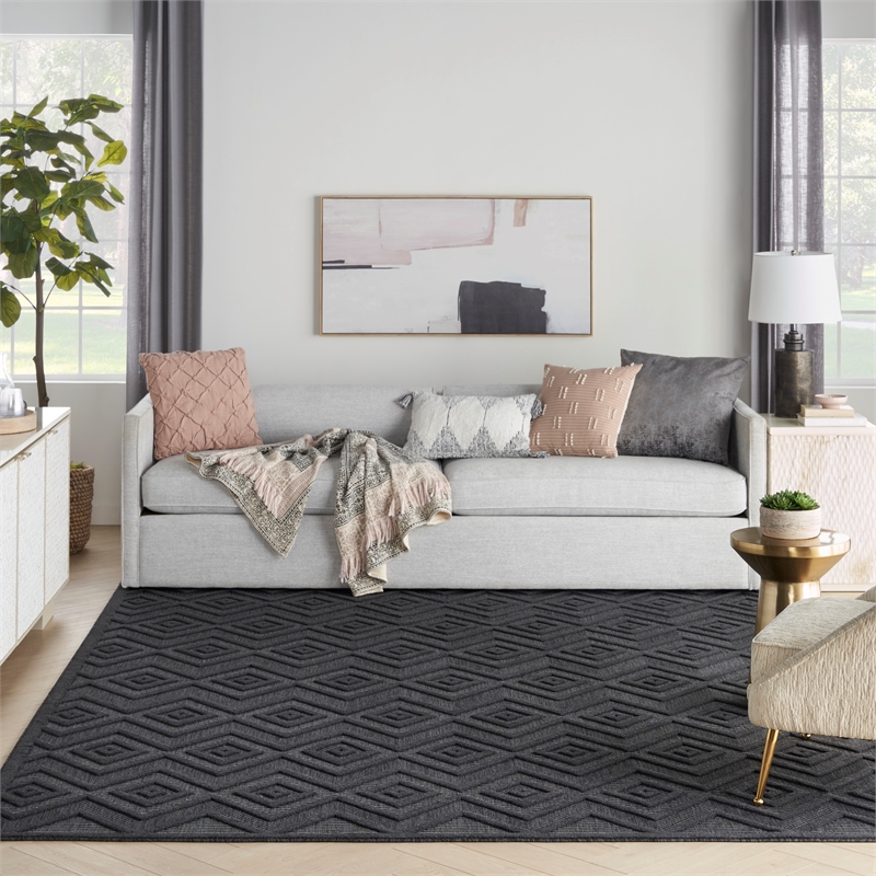 Nourison Versatile 7' x 10' Indoor/Outdoor Rug in Charcoal/Black