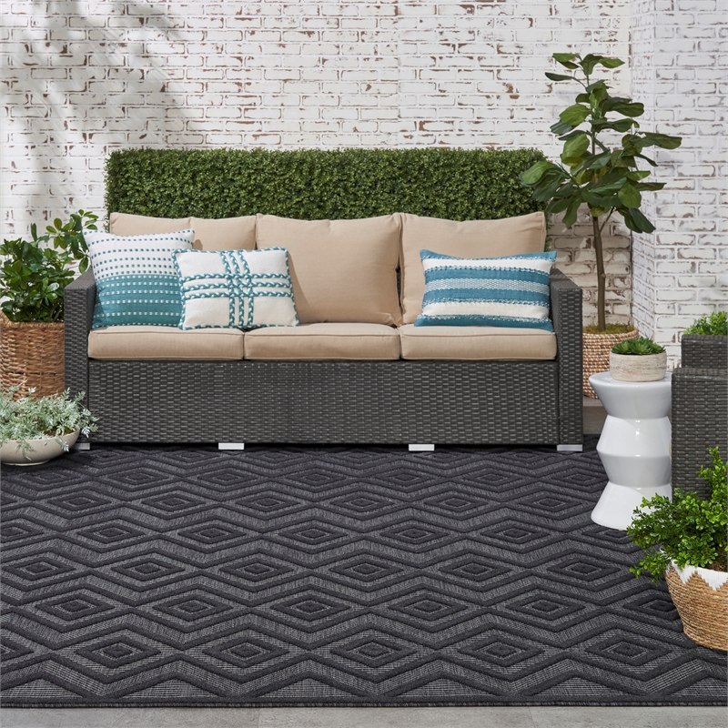 Nourison Versatile 7' x 10' Indoor/Outdoor Rug in Charcoal/Black