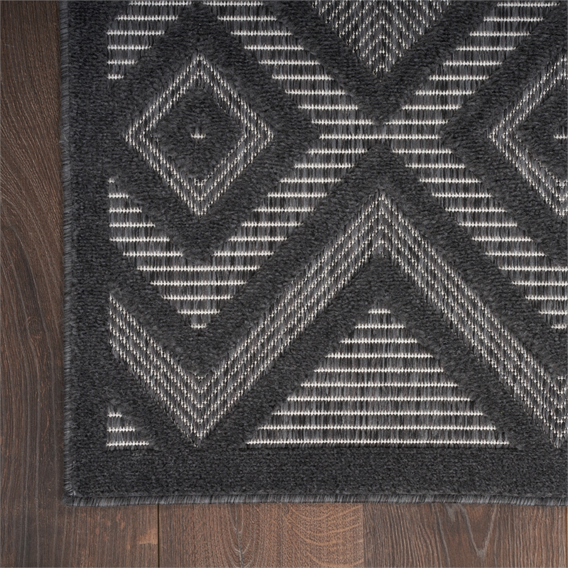 Nourison Versatile 7' x 10' Indoor/Outdoor Rug in Charcoal/Black