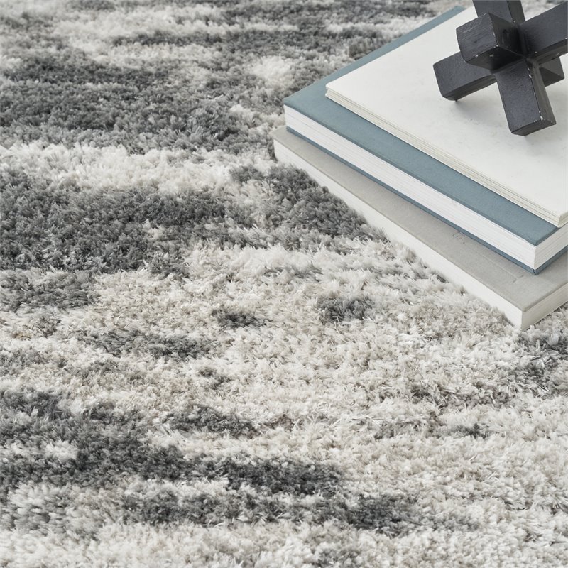 Nourison Luxurious Shag 48x72
