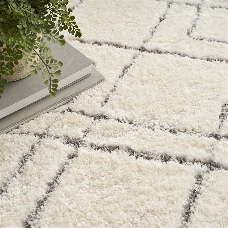 Nourison Luxurious Shag 48x72