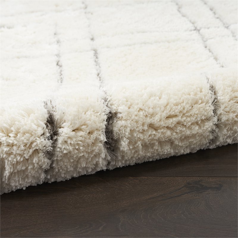 Nourison Luxurious Shag 48x72