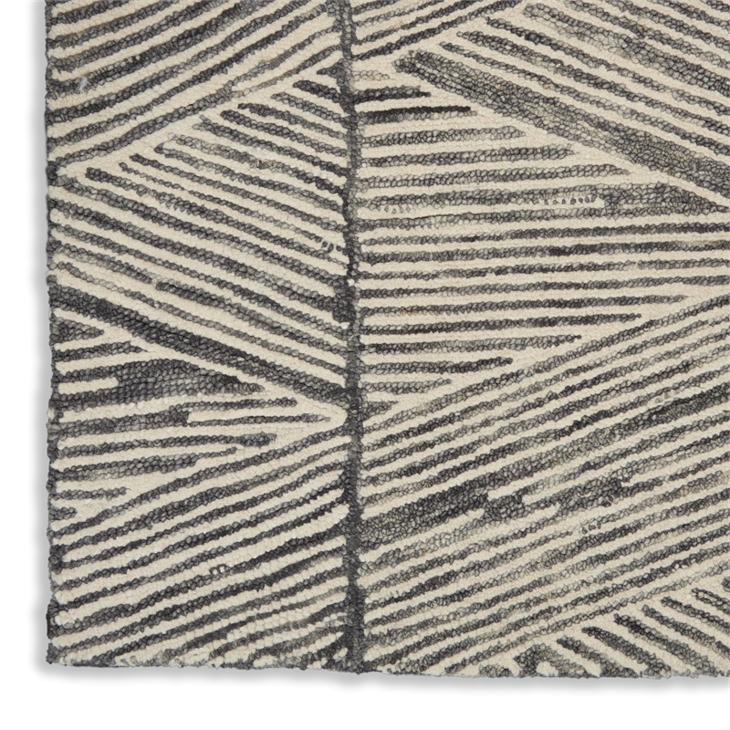 Nourison Vail 45x69