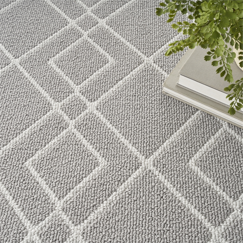Nourison Modern Lines 5' x 7' Silver Modern Indoor Rug Polypropylene