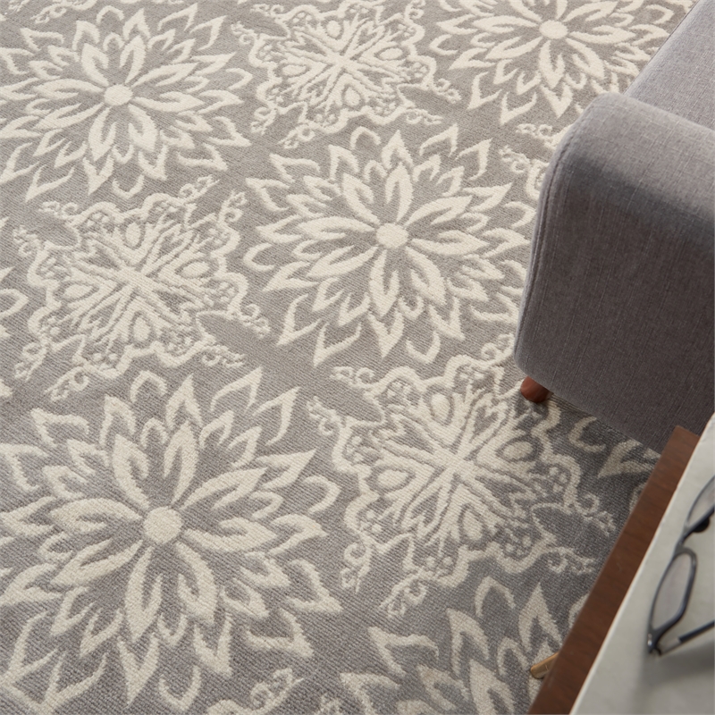 Nourison Jubilant 5' x 7' Gray Fabric Farmhouse Area Rug (5' x 7')