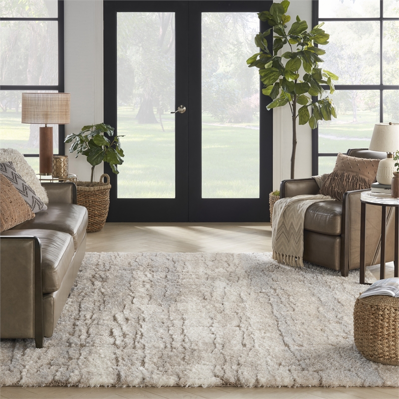 Nourison Luxurious Shag 6'7