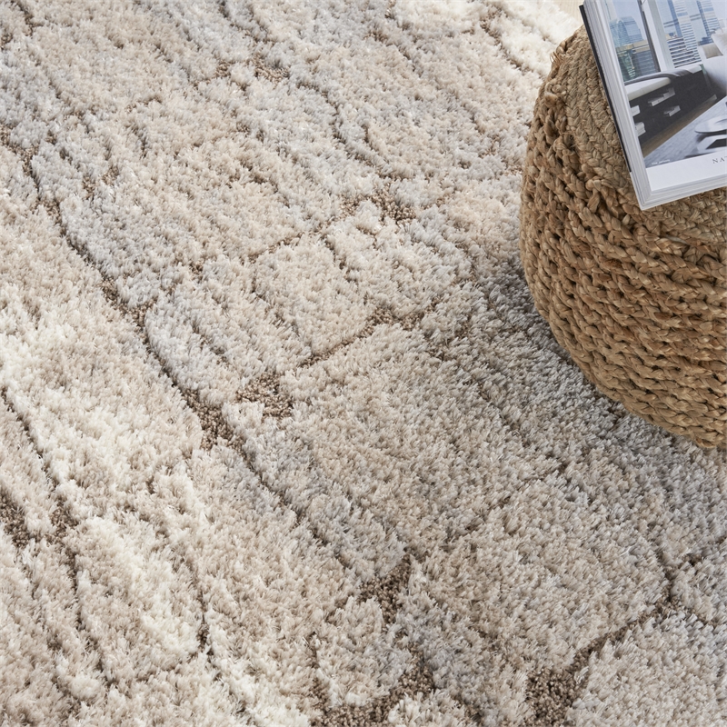 Nourison Luxurious Shag 6'7