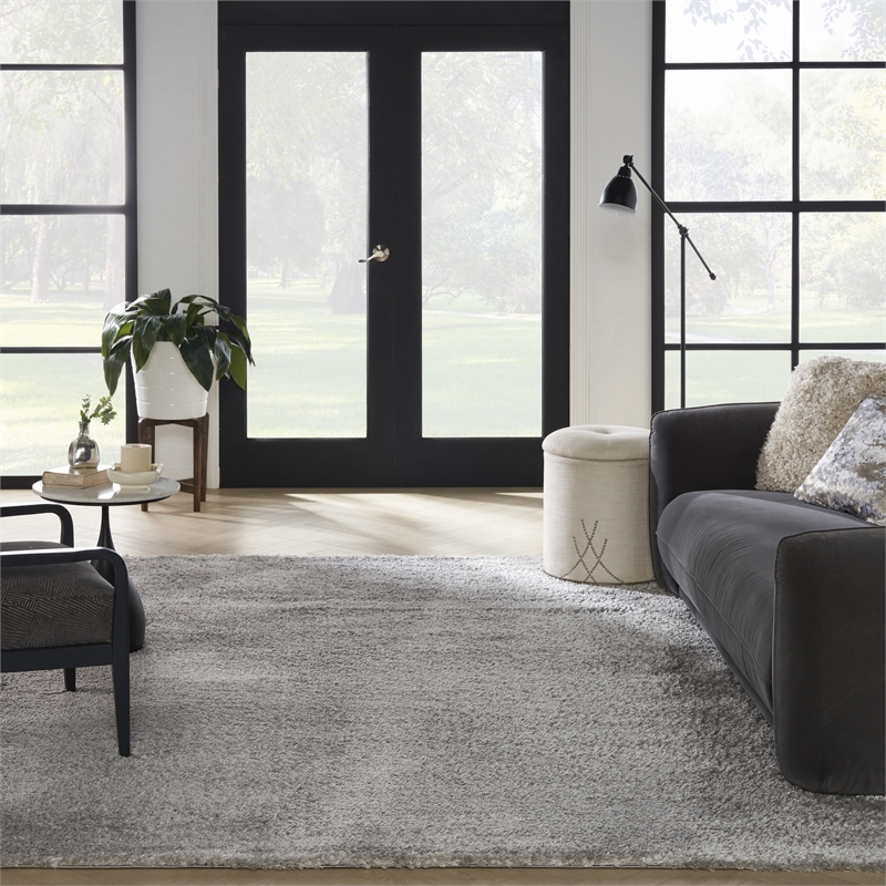 Nourison Luxurious Shag 6'7