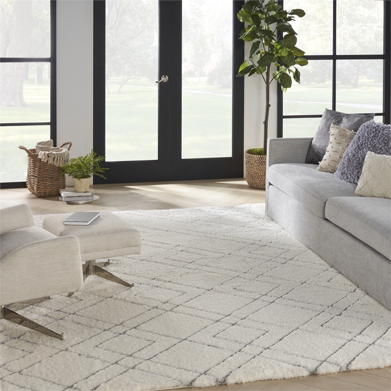 Nourison Luxurious Shag 7'10