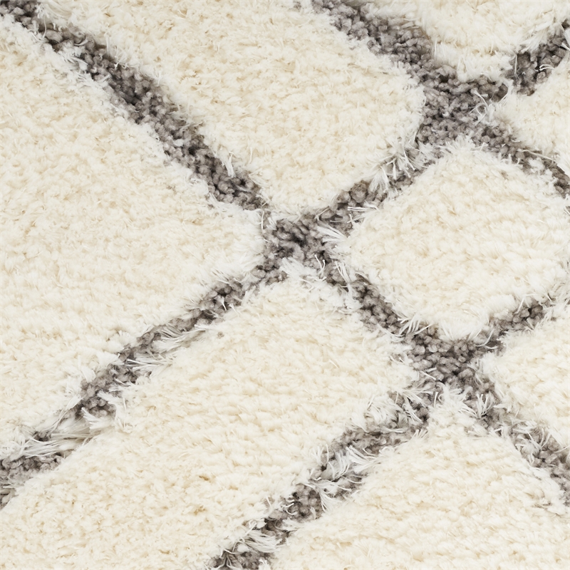 Nourison Luxurious Shag 7'10