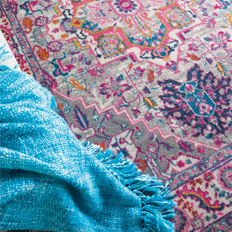 Nourison Passion 4' x 6' Gray and Pink Fabric Bohemian Area Rug (4' x 6')