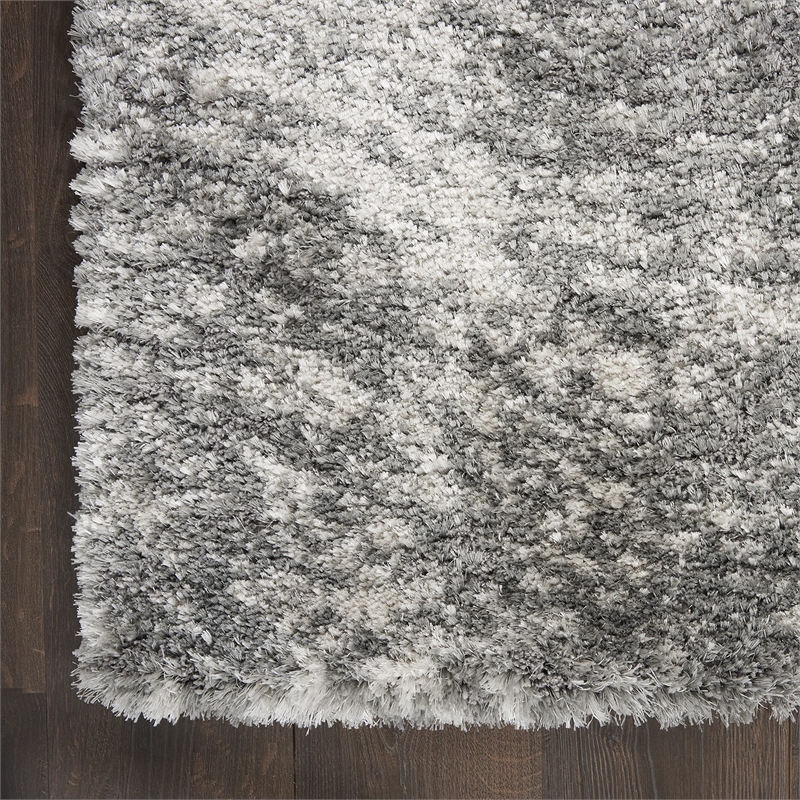Nourison Luxurious Shag 6'7