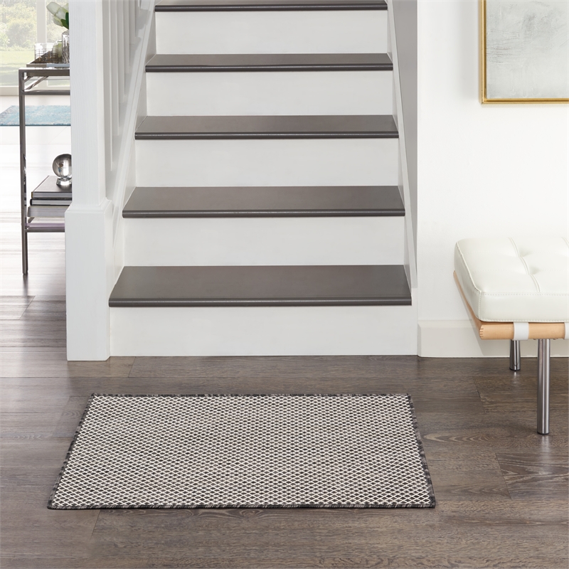 Nourison Courtyard 2' x 3' Ivory Charcoal Fabric Modern Area Rug (2' x 3')