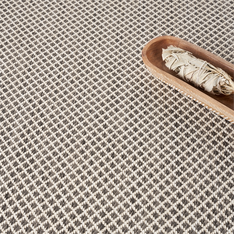 Nourison Courtyard 4' x Round Ivory Charcoal Fabric Modern Area Rug (4' Round)