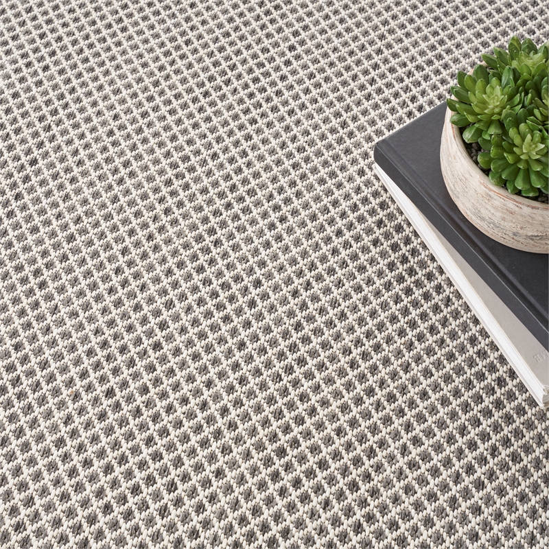 Nourison Courtyard 4' x Square Ivory Charcoal Fabric Modern Area Rug (4' Square)