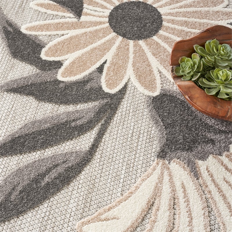 Nourison Aloha 5' x Round Beige Fabric Contemporary Area Rug (5' Round)