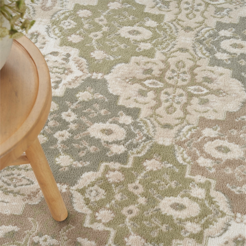 Nourison Grafix 5' x 7' Green Fabric Vintage Area Rug (5' x 7')