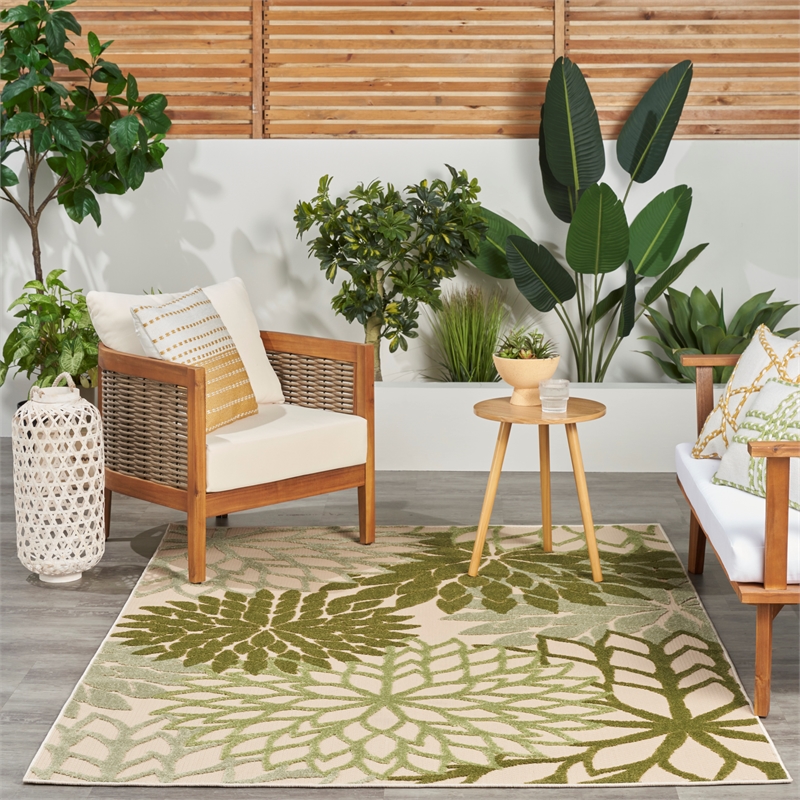 Nourison Aloha 5' x 8' Ivory Green Fabric Tropical Area Rug (5' x 8')