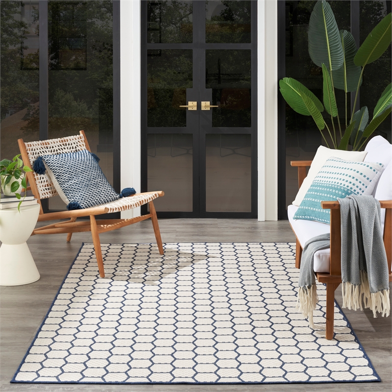 Nourison Reversible Indoor Outdoor 4' x 6' Navy Fabric Contemporary Area Rug