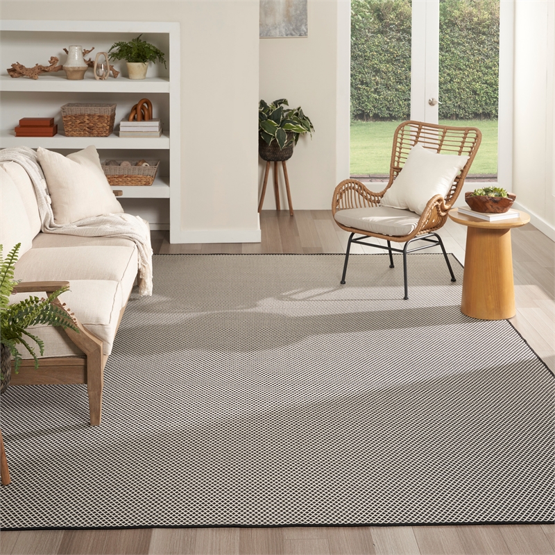 Nourison Courtyard 10' x 14' Black White Fabric Area Rug