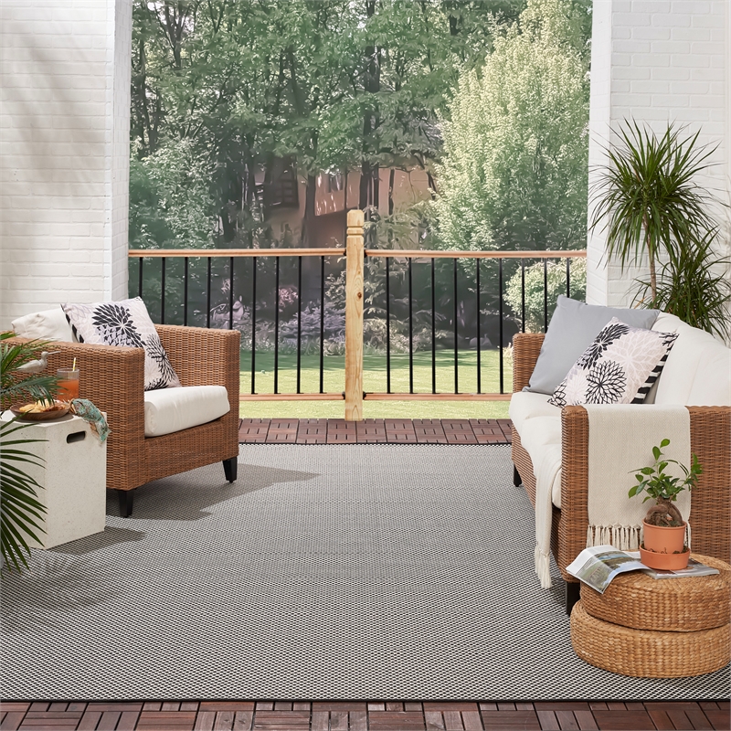 Nourison Courtyard 10' x 14' Black White Fabric Area Rug