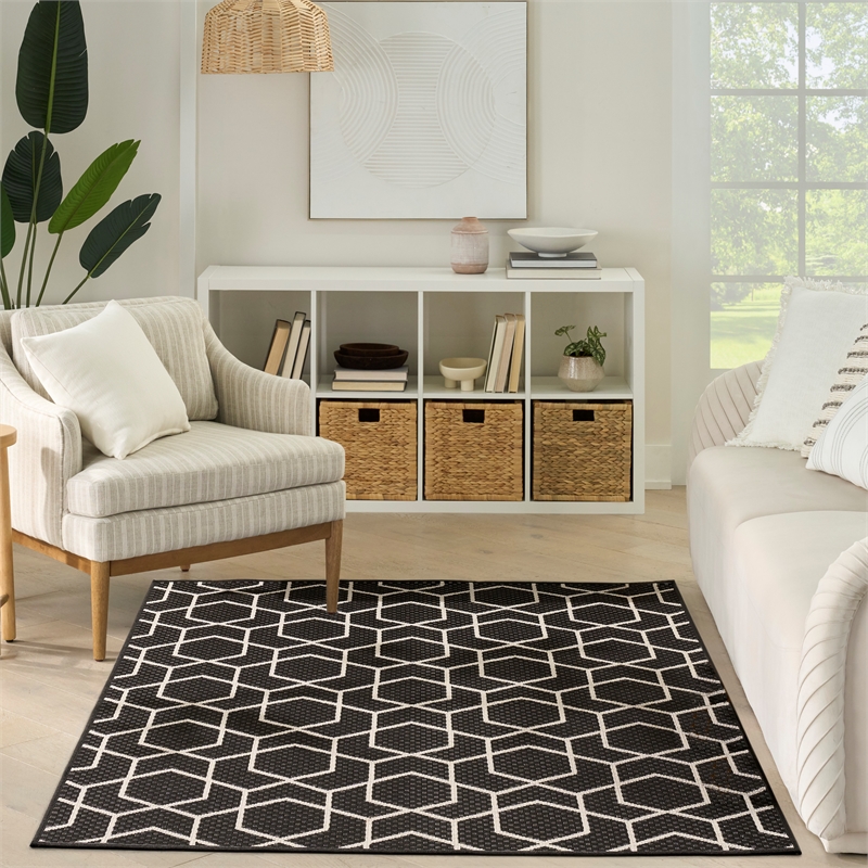 Nourison Horizon 4' x 6' Black Fabric Area Rug