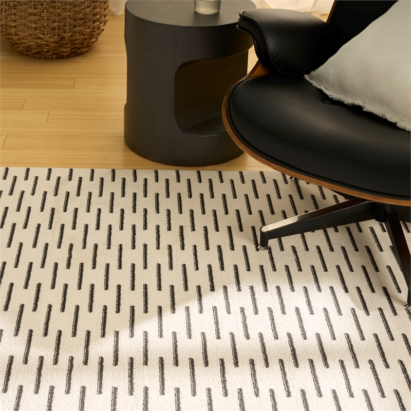 Nourison Nordic 4' x 6' Ivory Black Fabric Area Rug
