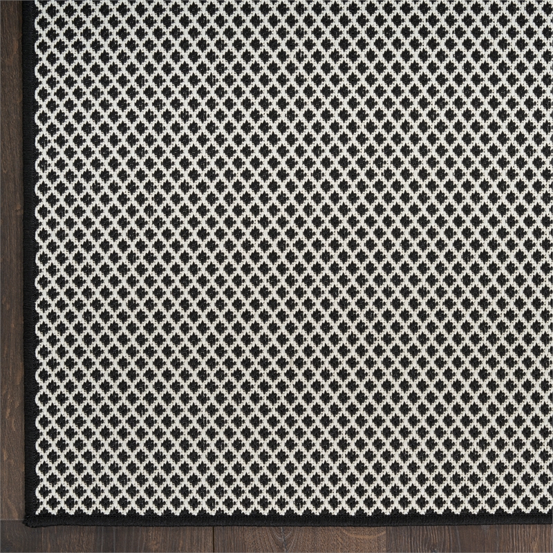 Nourison Home Courtyard 6' x 9' Fabric Black White Area Rug