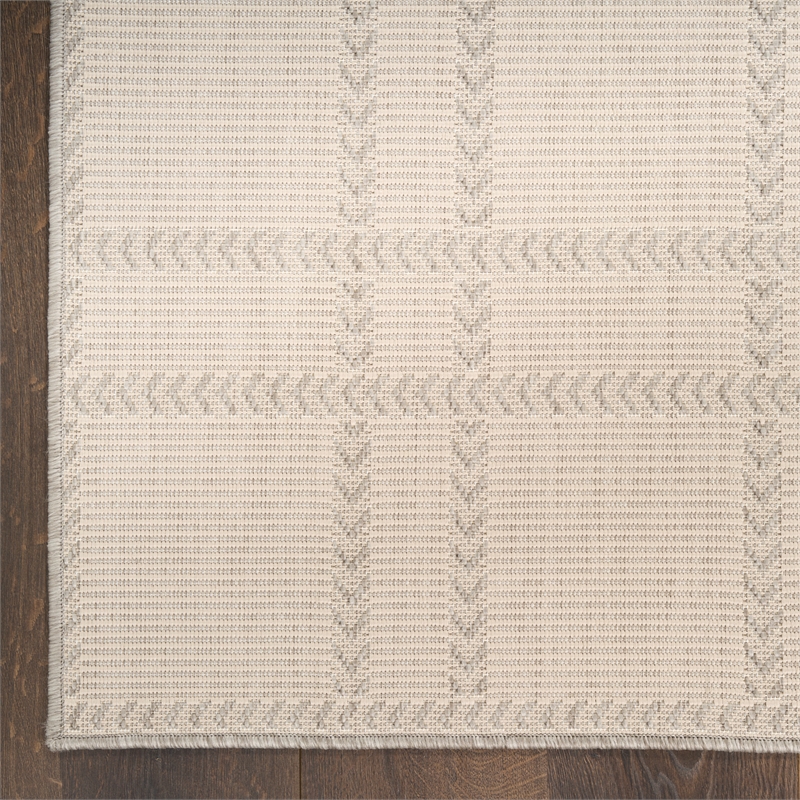 Nourison Horizon Indoor/Outdoor 5' x 7' Grey Modern Rug