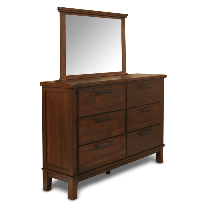 New Classic Cagney 4-Piece Wood King Bedroom Set with Chest in Chestnut