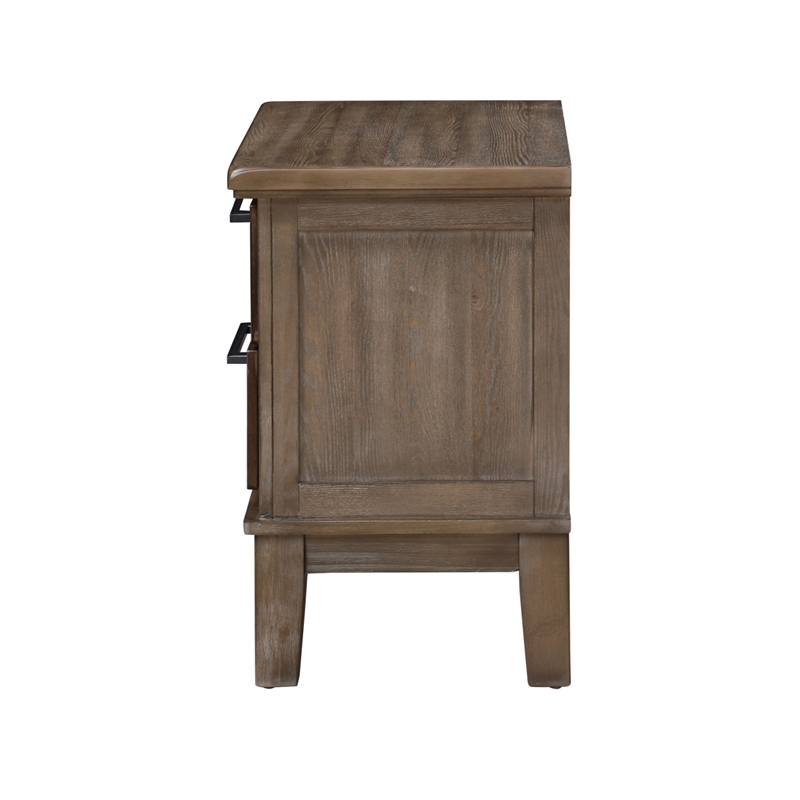 New Classic Cagney 5-Piece Wood Queen Bedroom Set with Nightstand in Brown