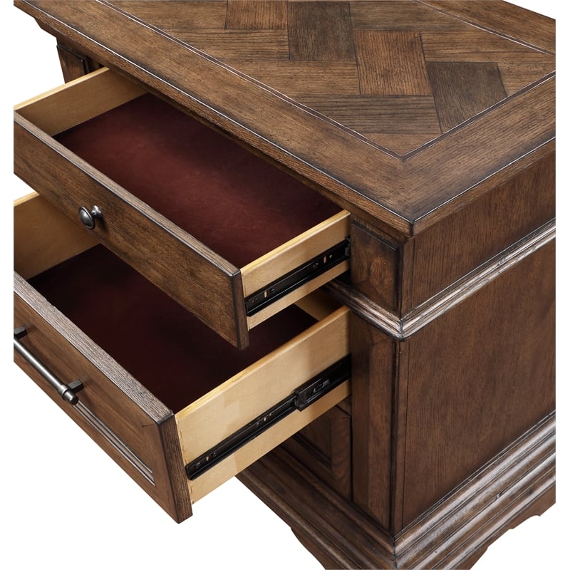 New Classic Mar Vista 4-Piece Wood King Bedroom Set with Nightstand in Walnut