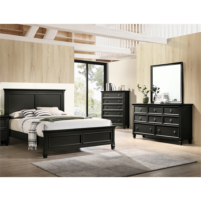 New Classic Tamarack 4-Piece Wood King Bedroom Set with Chest in Black