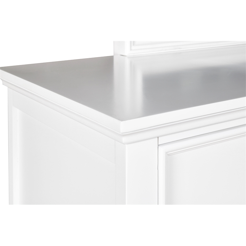 New Classic Tamarack 4-Piece Wood Cal King Bedroom Set with Chest in White