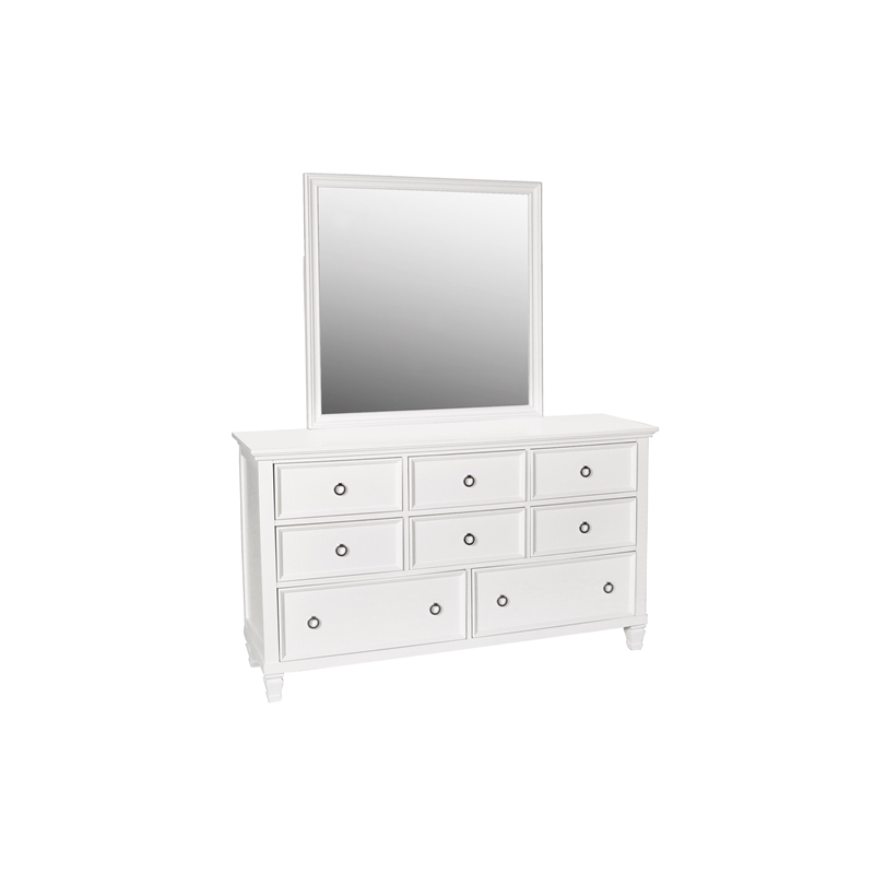 New Classic Tamarack 4-Piece Wood Queen Bedroom Set with Chest in White