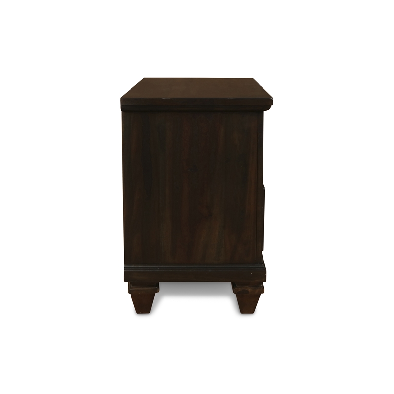 New Classic Sevilla 4-Piece Wood Cal King Bedroom Set with Nightstand in Walnut