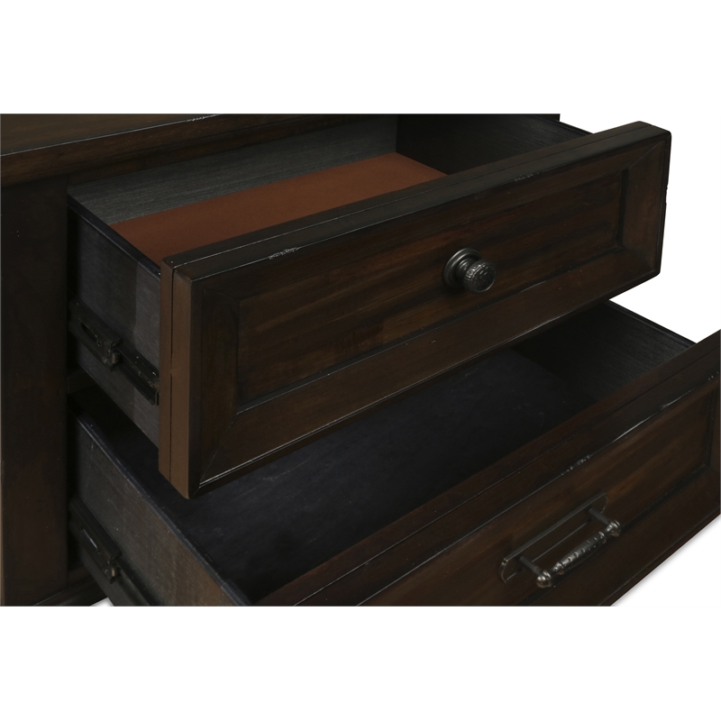 New Classic Furniture Sevilla 5-Piece Wood California King Bedroom Set in Walnut