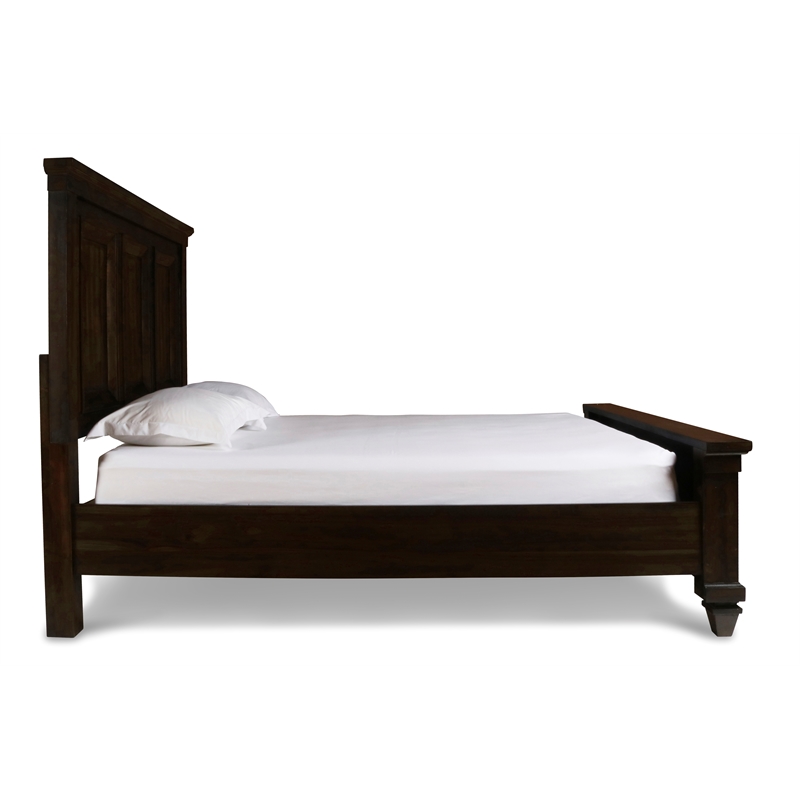 New Classic Sevilla 4-Piece Wood Queen Bedroom Set with Chest in Walnut