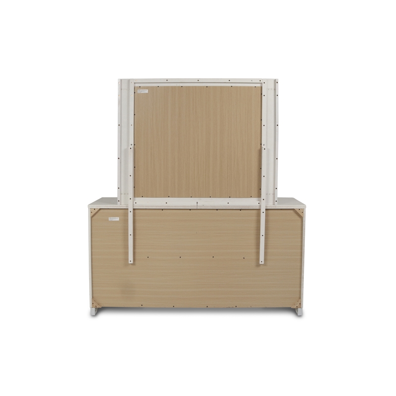 New Classic Sapphire 6-Piece Wood King Bedroom Set with 2 Nightstands in White