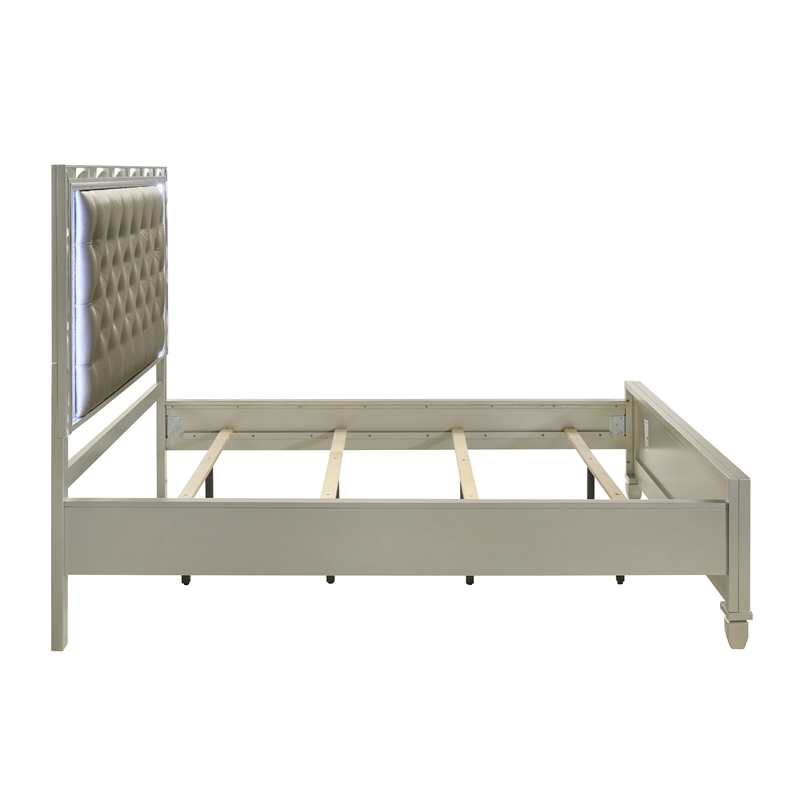 New Classic Furniture Radiance Solid Wood Queen Bed in Platinum Silver