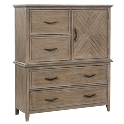 Bachelor's Chest