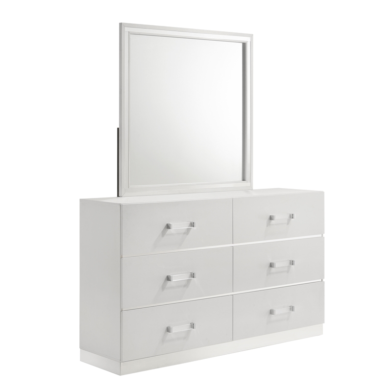 New Classic Furniture Europa 4-Piece Wood Queen Bedroom Set in White