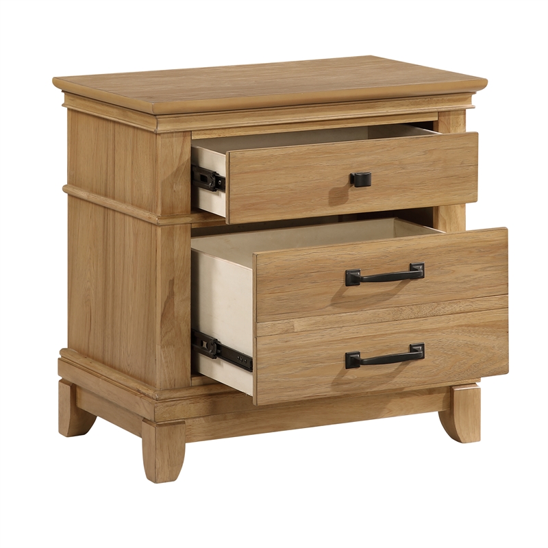 New Classic Furniture Sunstone 5-Pc Wood Queen Bedroom Set with Chest in Honey