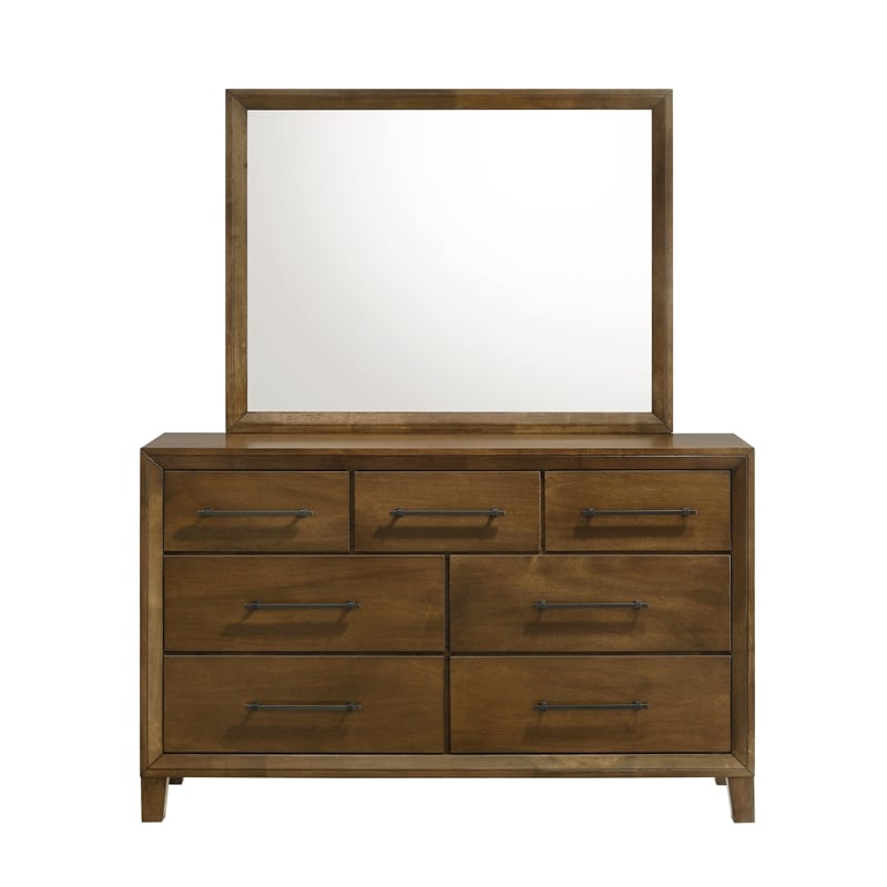 New Classic Furniture Ballard 5-Piece Wood Queen Bedroom Set in Walnut