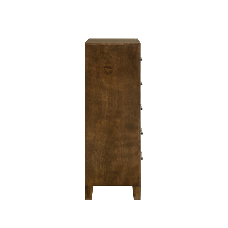 New Classic Furniture Ballard 4-Piece Wood Queen Bedroom Set w Chest in Walnut