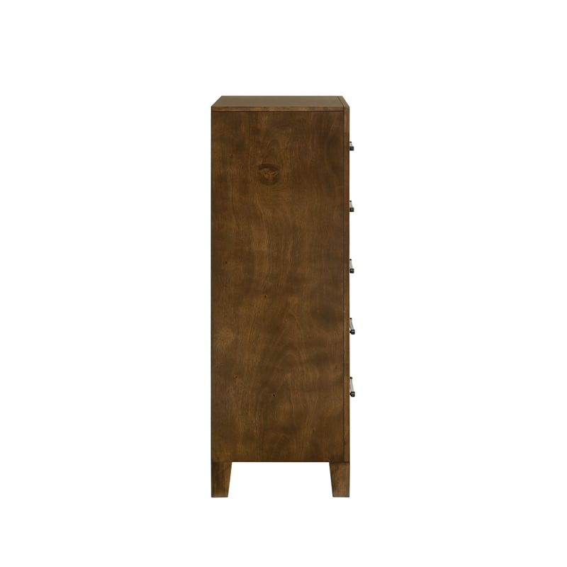 New Classic Furniture Ballard 5-Piece Wood King Bedroom Set w Chest in Walnut