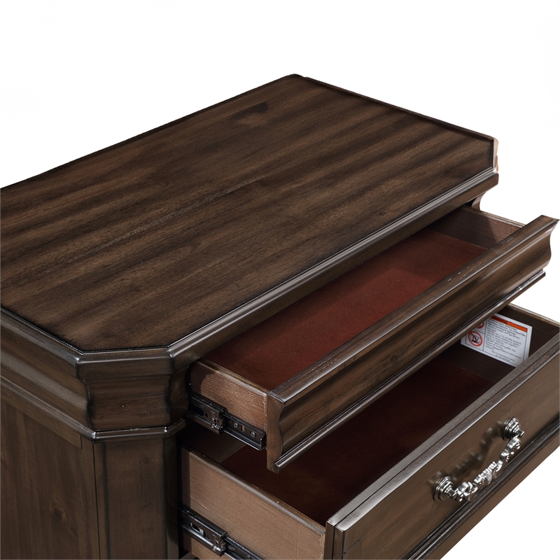 New Classic Furniture Lyndhurst Wood 3-Drawer Nightstand in Walnut Brown
